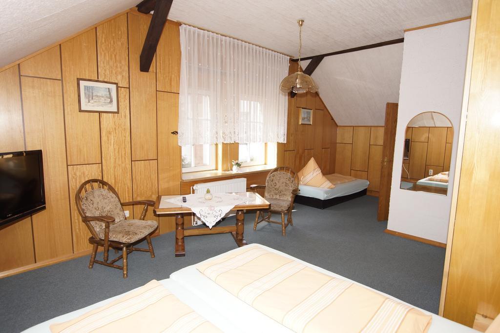 Pension Zum Froschkoenig リュベナウ 部屋 写真